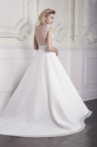 Wedding Dress Mikaella-Wedding-Dresses-Bridal-Collection-For-Spring-2015-15
