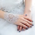 Luxury-handmade-white-exaggerated-bracelet-hand-chain-wedding-accessories-wedding-dress-accessories-bridal-jewelry