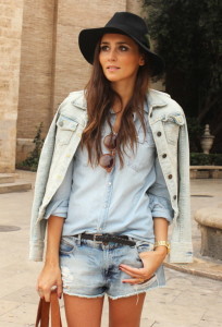 denim-jacket-women-fashion-stylish-outfit-picture