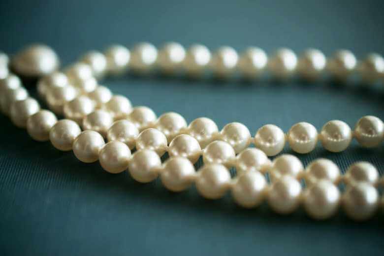 Must-Know Style Tips When Shopping for an Evening Gown - Pearls Necklace